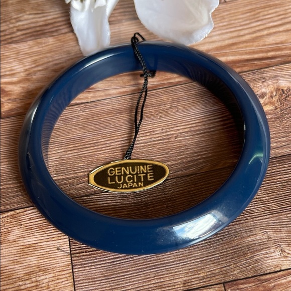 Blue Bracelet - Picture 1 of 5